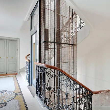 Pick A Flat's Champs Elysees - Rue Lincoln Apartmán